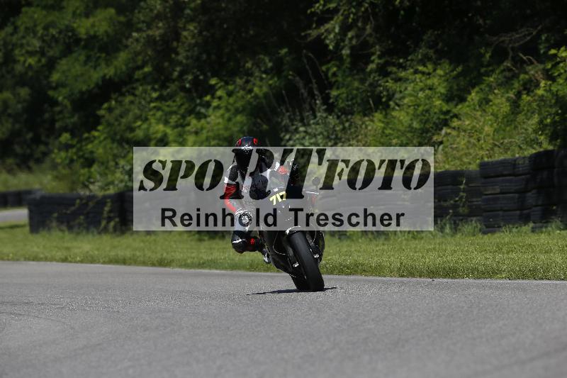 /Archiv-2024/29 12.06.2024 MOTO.CH Track Day ADR/Gruppe blau/717